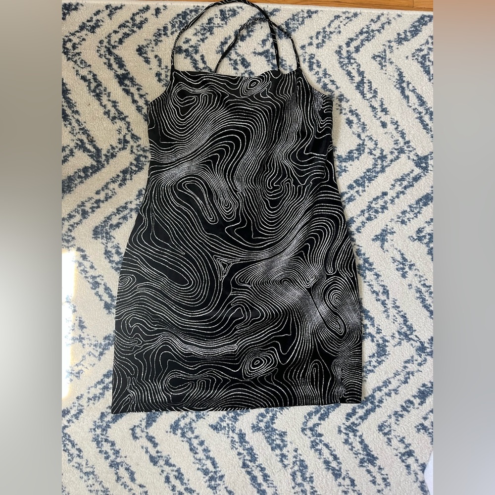 Black/silver sparkly dress - size L/XL